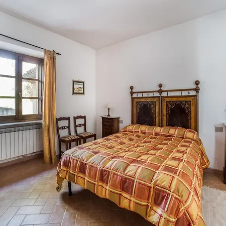 Mansion In With Pool & Garden Citerna