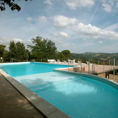 Mansion In With Pool & Garden Citerna