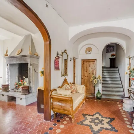 Mansion In With Pool & Garden Citerna